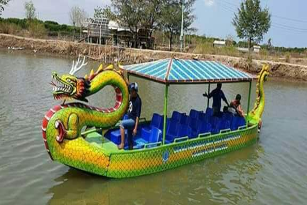 perahu wisata